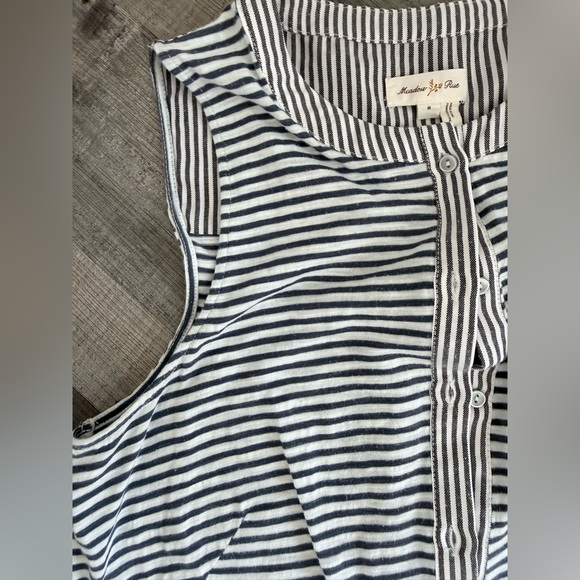 Meadow Rue Navy and White Striped Sleeveless Ruffle Hem Top - Picture 6 of 7